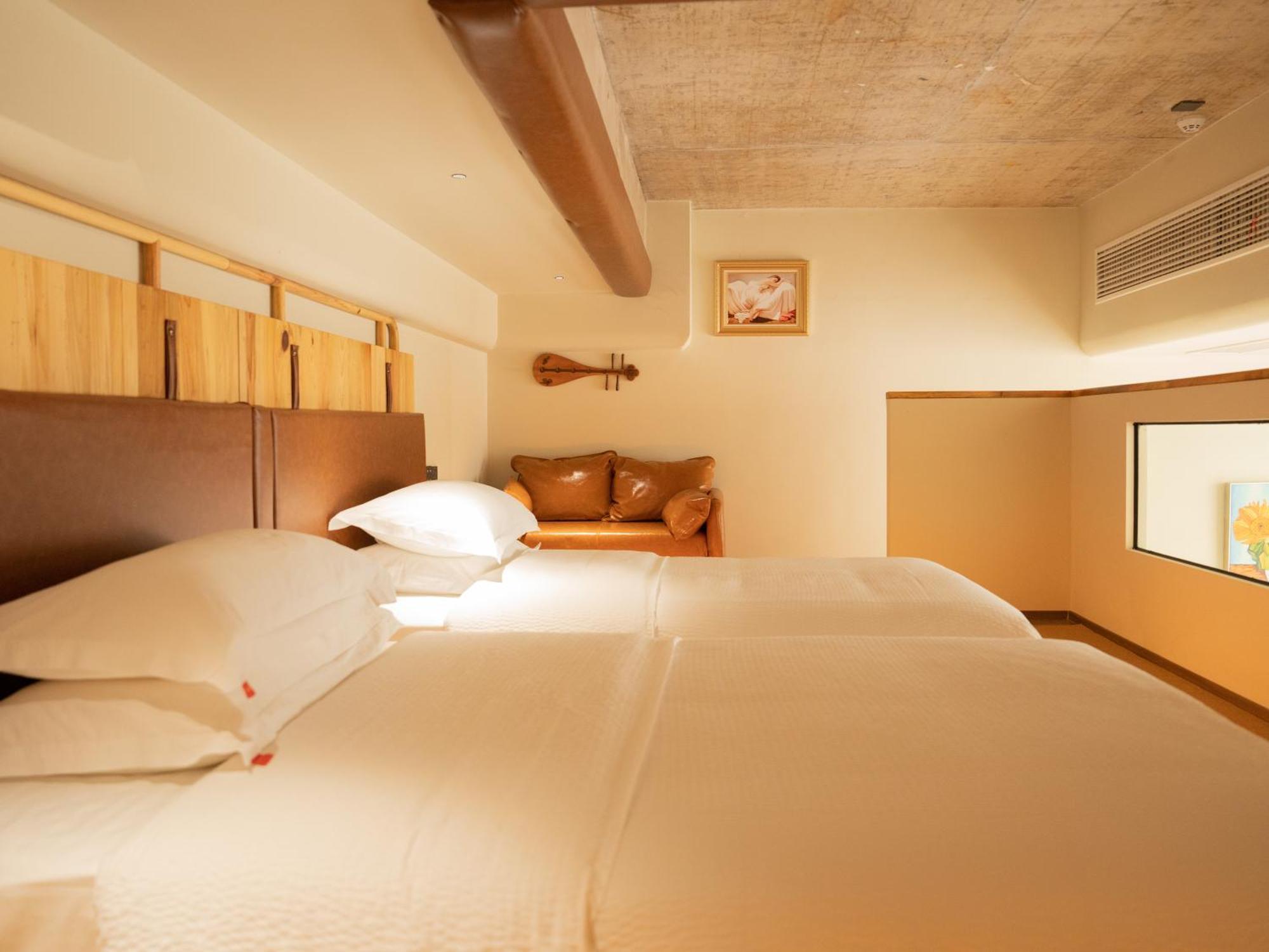 Patio Spring Holiday Inn -- Free Round Trip Pick-Up Service --Panoramic View Of Tianmen Mount 장가계 외부 사진