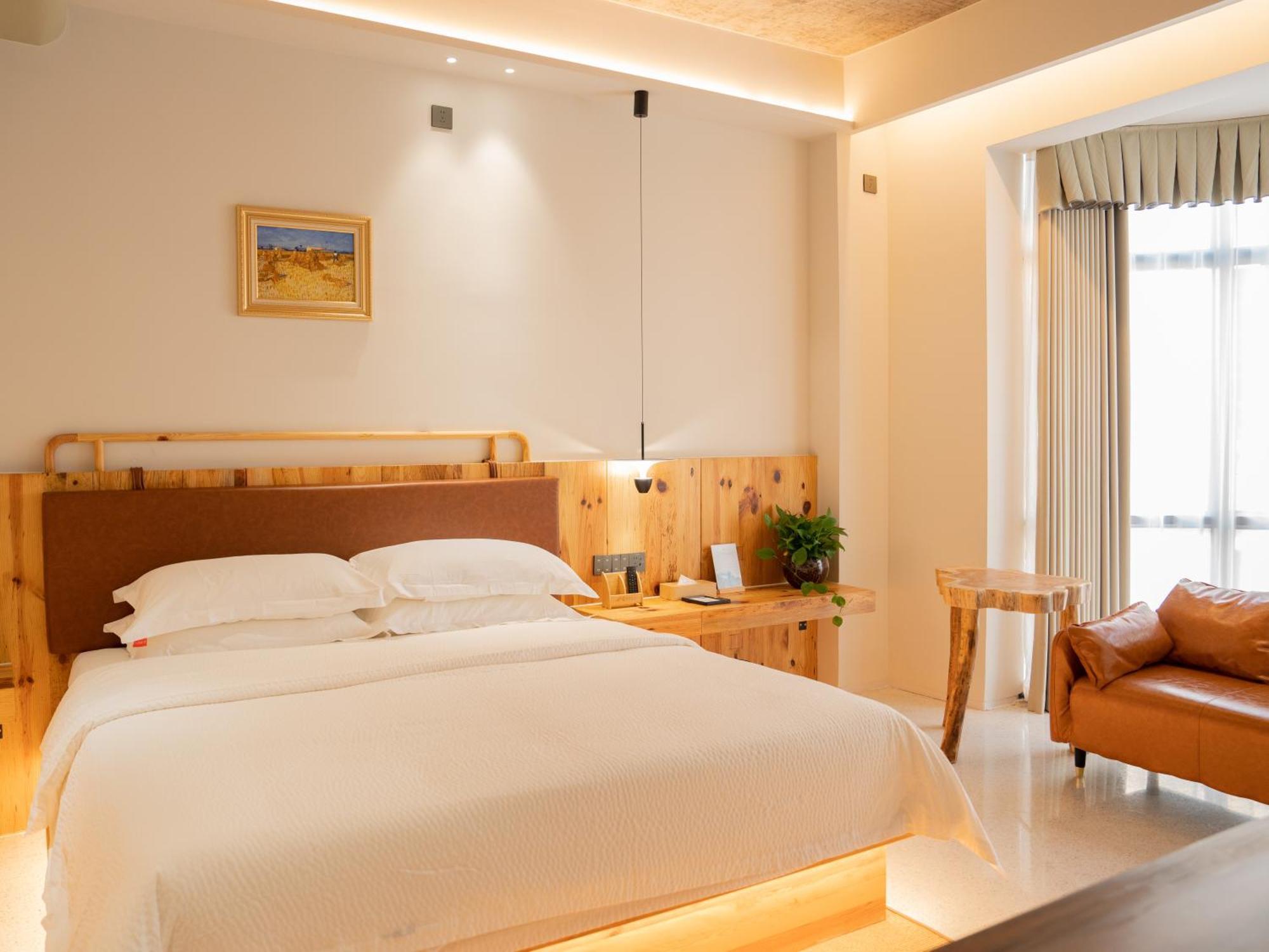 Patio Spring Holiday Inn -- Free Round Trip Pick-Up Service --Panoramic View Of Tianmen Mount 장가계 외부 사진