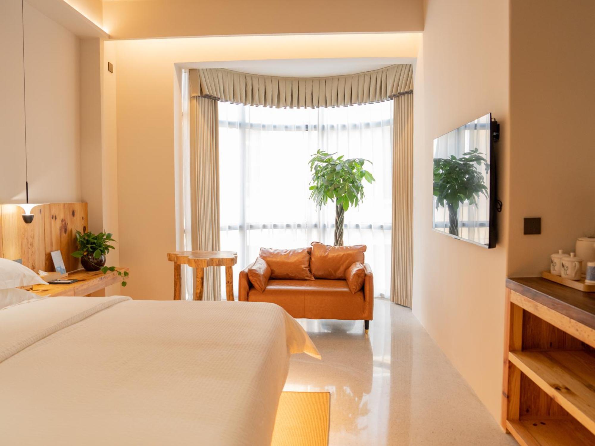 Patio Spring Holiday Inn -- Free Round Trip Pick-Up Service --Panoramic View Of Tianmen Mount 장가계 외부 사진